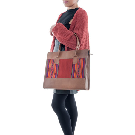 Bolso ejecutivo con aguayo